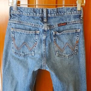 Cowgirl Cut Wrangler Jeans